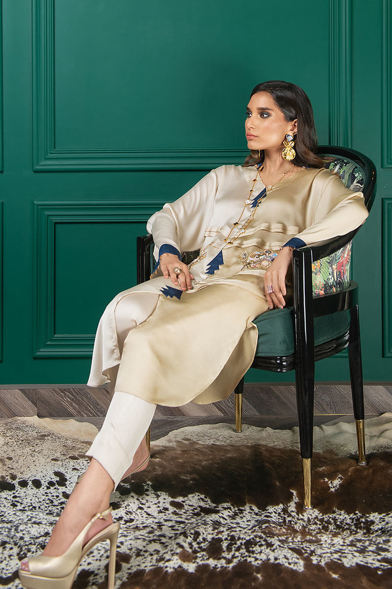 Wardha Saleem | Luxury Pret Fusion Wear | WS22-033 XL Off White Zardozi