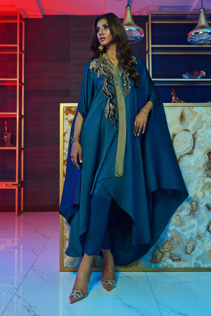 Wardha Saleem | Luxury Pret Fusion Wear | MIDNIGHT €“ FORMAL DRAPE L Midnight Blue Female