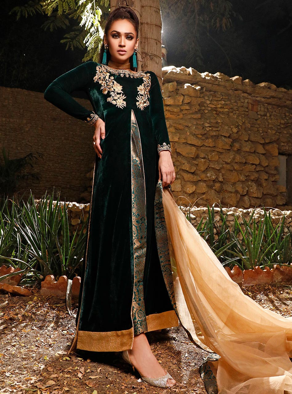 Zainab Chottani | Semi Formals | DARK MOSS TOPAZ - Pakistani Designer Dress - by Zainab Chottani | Type: Formal - 100% Original at Saira Sultan