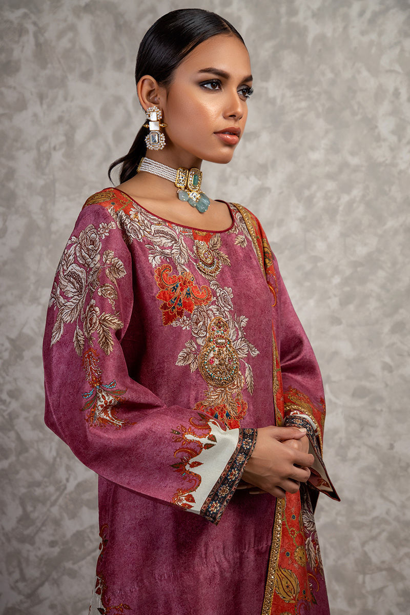 Shamaeel Ansari | Essentials 25 | AM-06