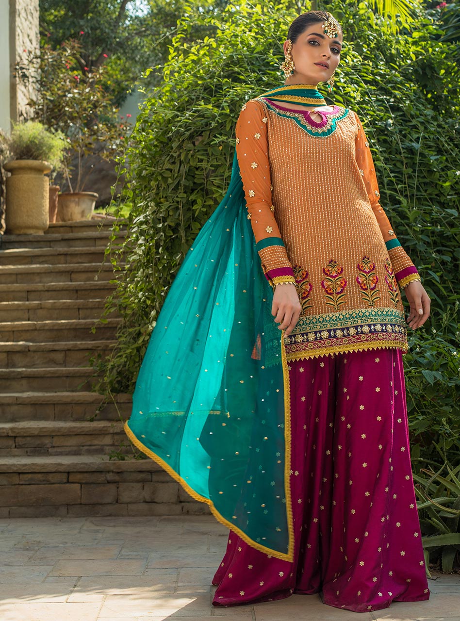Zainab Chottani | Semi Formals | NOORA - Pakistani Designer Dress - by Zainab Chottani | Type: Formal - 100% Original at Saira Sultan