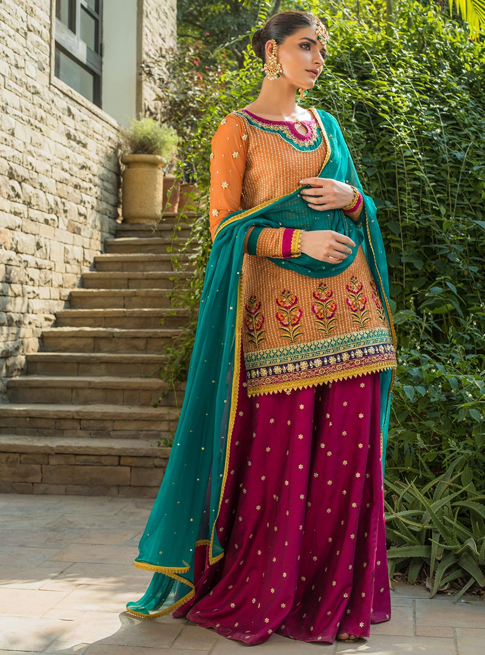 Zainab Chottani | Semi Formals | NOORA - Pakistani Designer Dress - by Zainab Chottani | Type: Formal - 100% Original at Saira Sultan