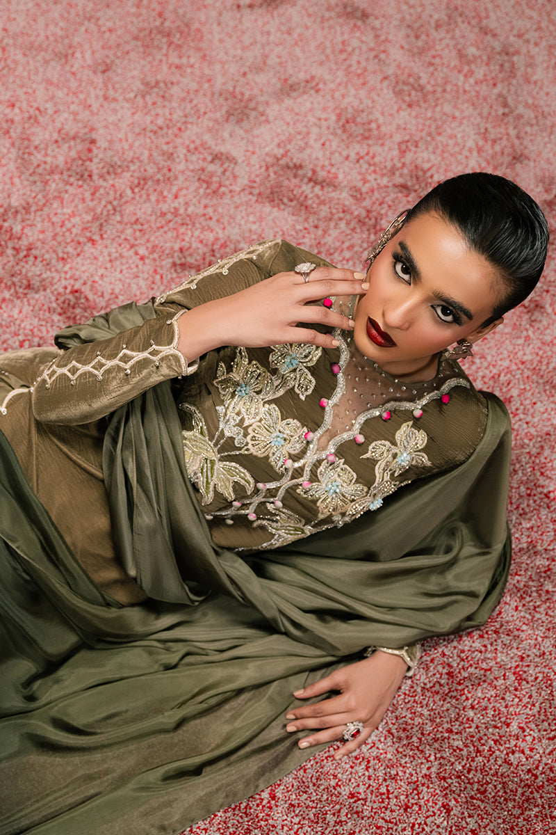 Haute Form | Rose Winter Plush | Honey Glow XL Dull Brown Velvet