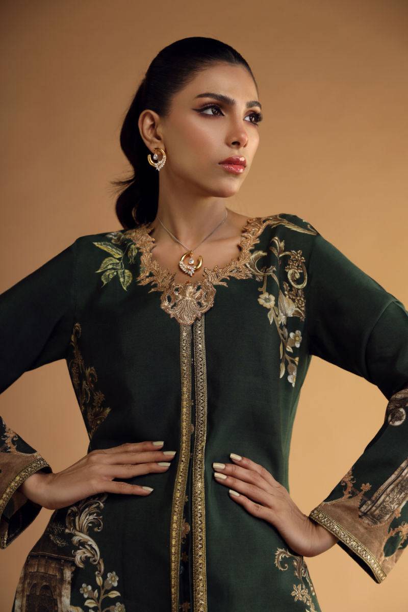 Shamaeel Ansari | Essentials 25 | DC-09