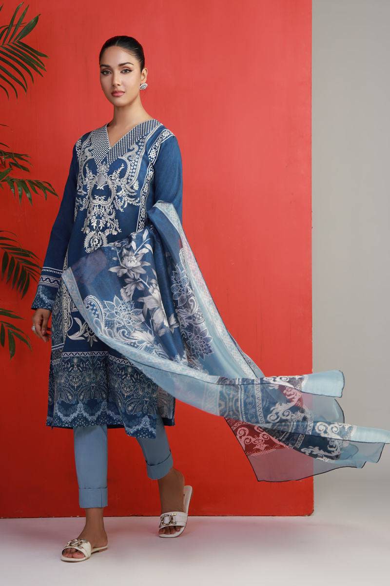 Shamaeel Ansari | Gulrang Lawn | Gulrang-03 - Pakistani Designer Dress - by Shamaeel Ansari - Type : Ladies Clothes - 100% Original at Saira Sultan