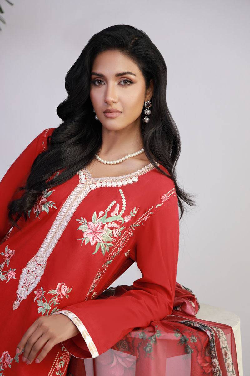 Shamaeel Ansari | Gulrang Lawn | Gulrang-04 - Pakistani Designer Dress - by Shamaeel Ansari - Type : Ladies Clothes - 100% Original at Saira Sultan