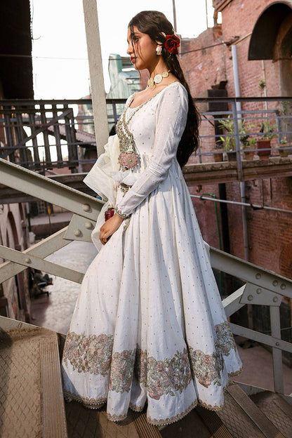 MNR | Eid Festive 24 | RUKHSAR BEGUM - Pakistani Designer Dress - by MNR | Type: Bridal - 100% Original at Saira Sultan