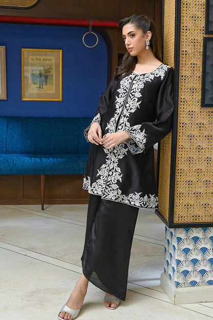 Fatima Khan | La Fleur Eid Edit | Yin Yang S Black Sheesha Silk