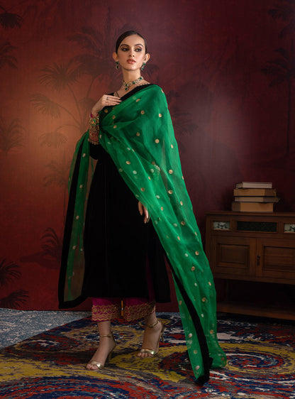 Zainab Chottani | Semi Formals | YAREEN - Pakistani Designer Dress - by Zainab Chottani | Type: Formal - 100% Original at Saira Sultan