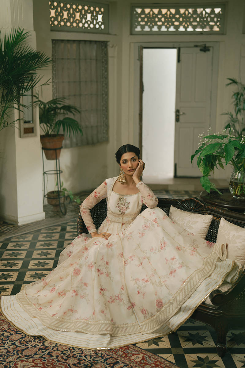MNR | Ashiyana Festive Eid Collection 25 | Gulrukh L White Karandi