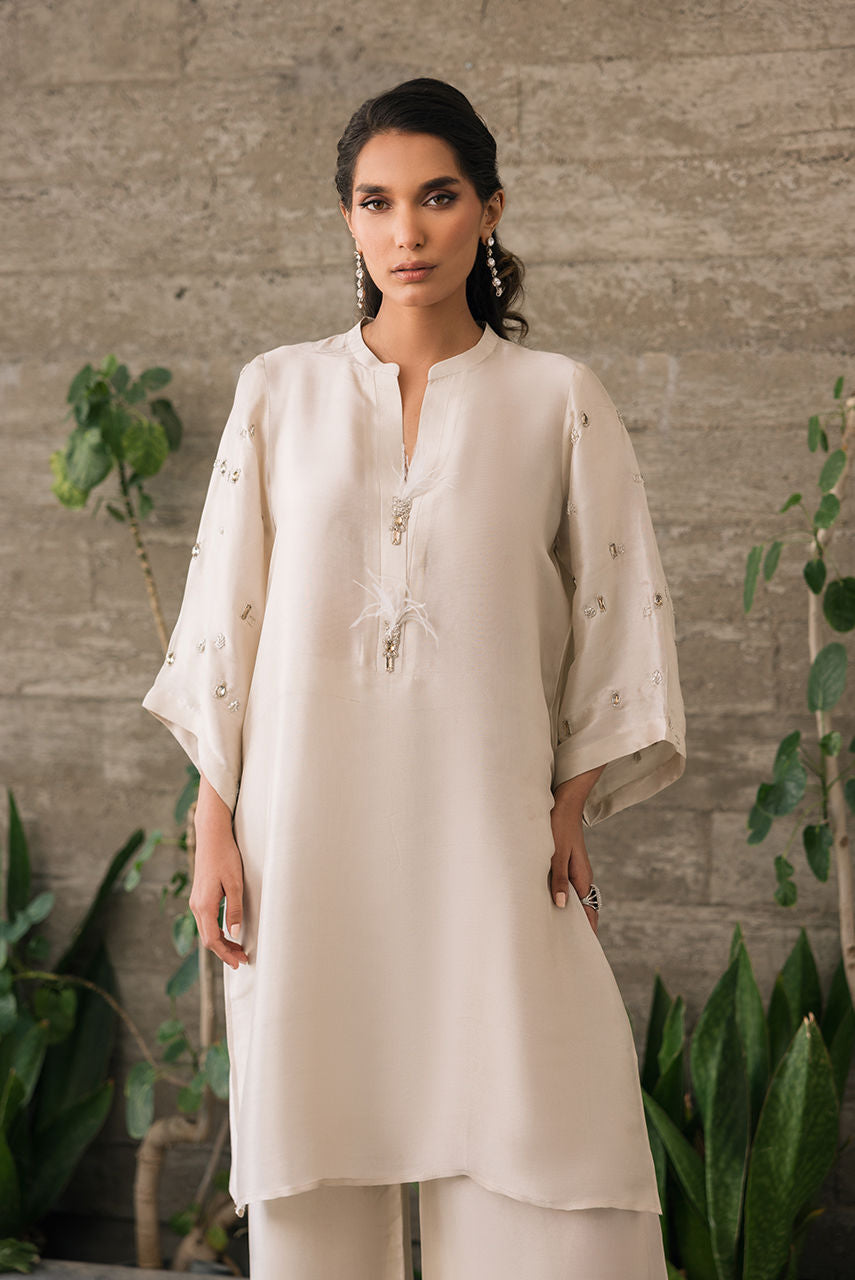 Deepak Perwani | Eid Edit 25 | Kut321 L Off White