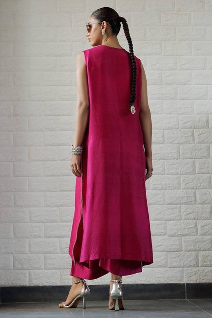 Deepak Perwani | Summer Festive 25 | Berry - Pakistani Designer Dress - by Deepak Perwani | Type: Ladies Clothes - 100% Original at Saira Sultan