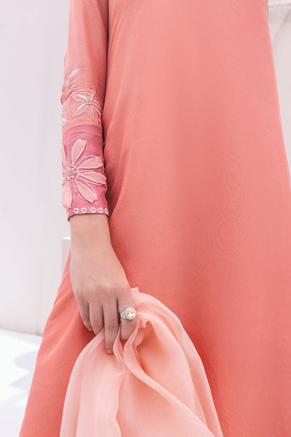 Ansab Jahangir | Luxe Pret Signature | Renee - Pakistani Designer Dress - by Ansab Jahangir | Type: Luxury - 100% Original at Saira Sultan