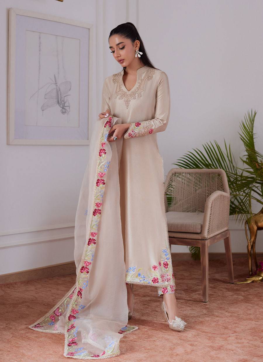 Farah Talib Aziz | Luna Eid Collection 24 | LIARA SAND - Pakistani Designer Dress - by Farah Talib Aziz | Type: Luxury - 100% Original at Saira Sultan