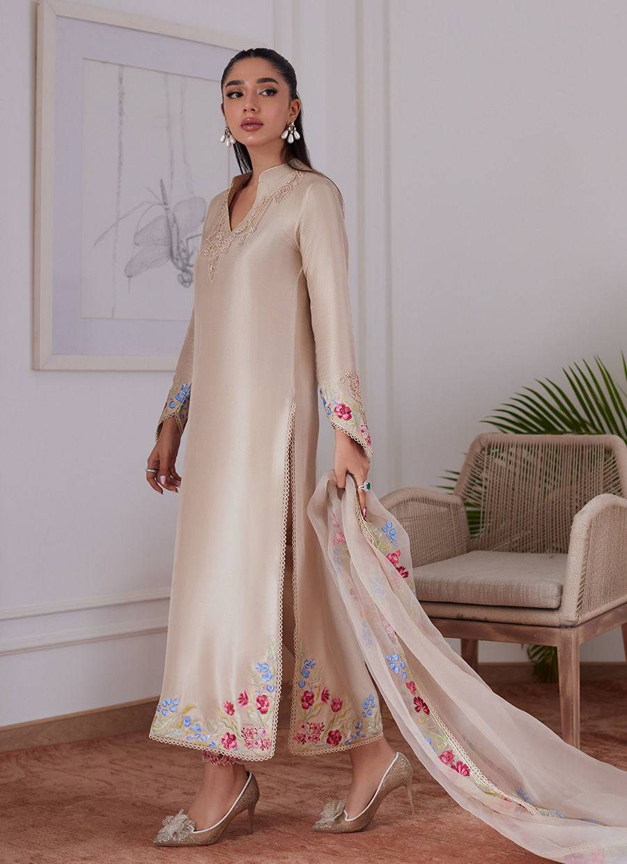 Farah Talib Aziz | Luna Eid Collection 24 | LIARA SAND - Pakistani Designer Dress - by Farah Talib Aziz | Type: Luxury - 100% Original at Saira Sultan