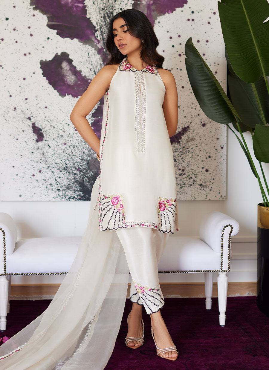 Farah Talib Aziz | Luna Eid Collection 24 | GENEVIVE PEARL WHITE - Pakistani Designer Dress - by Farah Talib Aziz | Type: Luxury - 100% Original at Saira Sultan