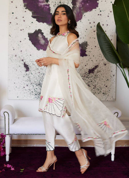 Farah Talib Aziz | Luna Eid Collection 24 | GENEVIVE PEARL WHITE - Pakistani Designer Dress - by Farah Talib Aziz | Type: Luxury - 100% Original at Saira Sultan