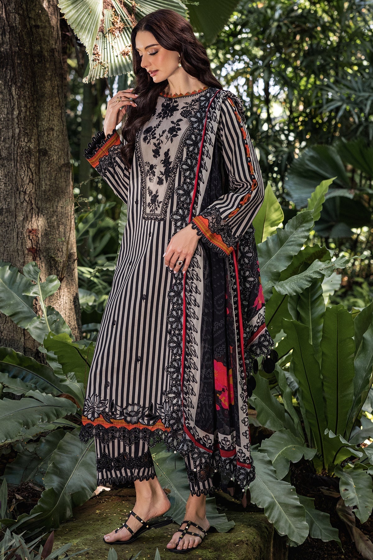 Charizma | Naranji Lawn | CN5-03 XL Black Lawn