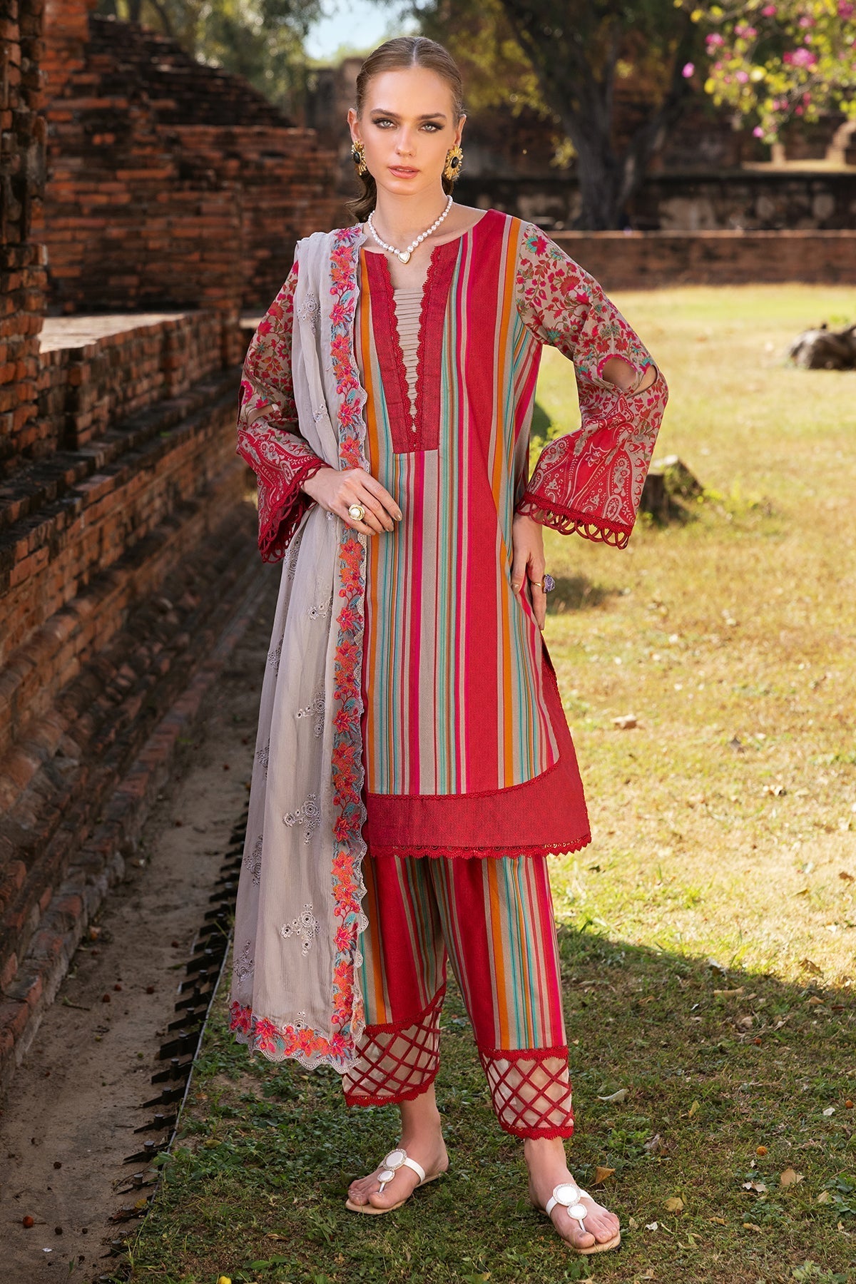 Charizma | Print Melody 25 | PM5-05 XS Red Lawn