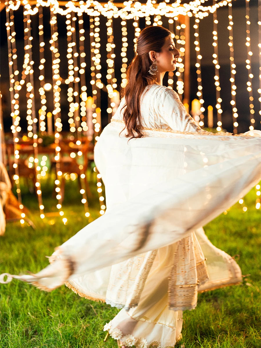 Salitex | Signature Festive Chiffon | UNS25WW009UT S Ivory Lawn