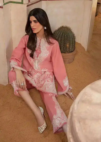 Crimson | Amal Winter 23 | Threads that Bind - CRWP 3A - Pakistani Designer Dress - by Crimson | Type: Luxury - 100% Original at Saira Sultan