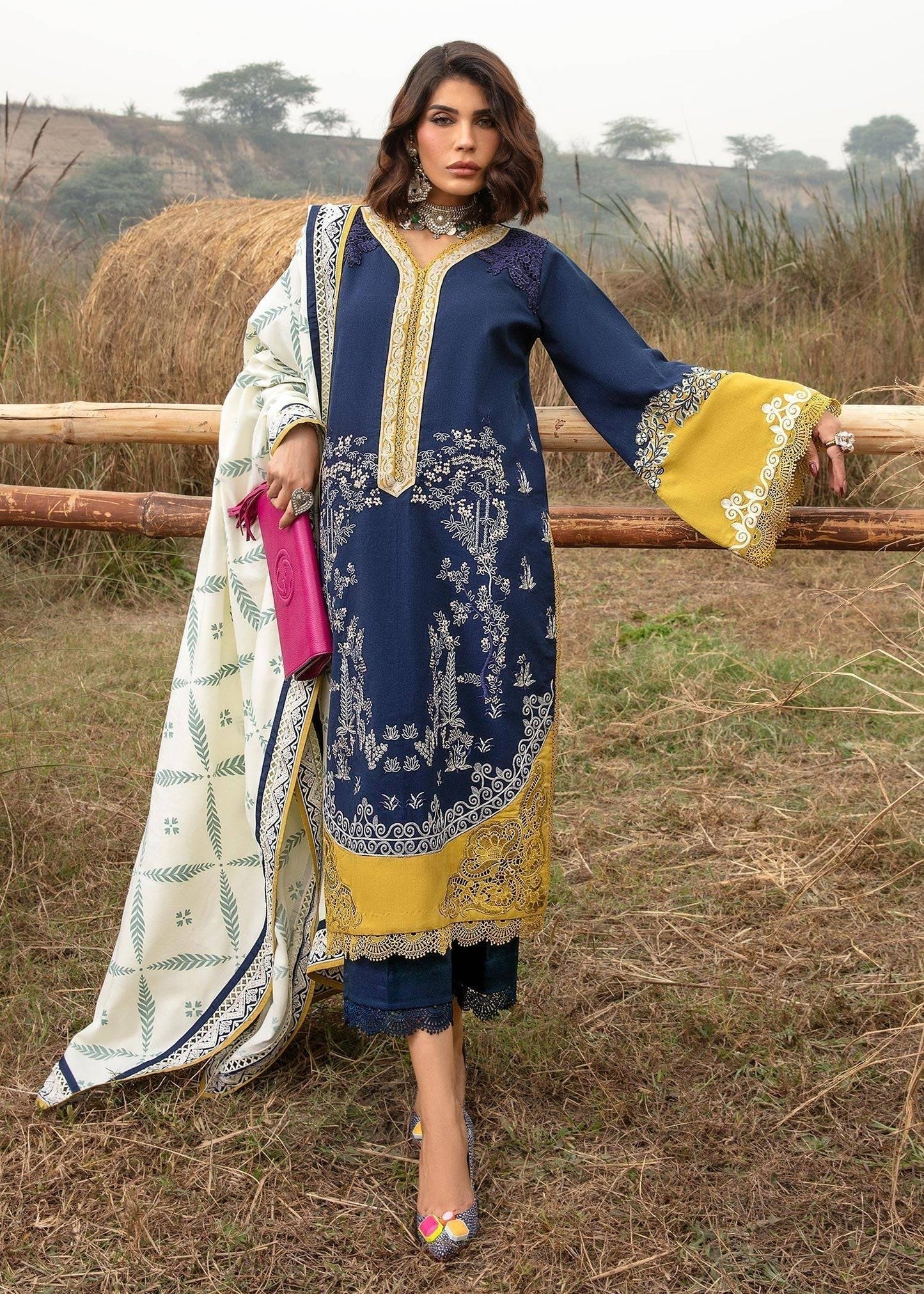 Saira Shakira | Raya Winter Stitched 23 | Neal - Pakistani Designer Dress - by Saira Shakira | Type: Luxury - 100% Original at Saira Sultan