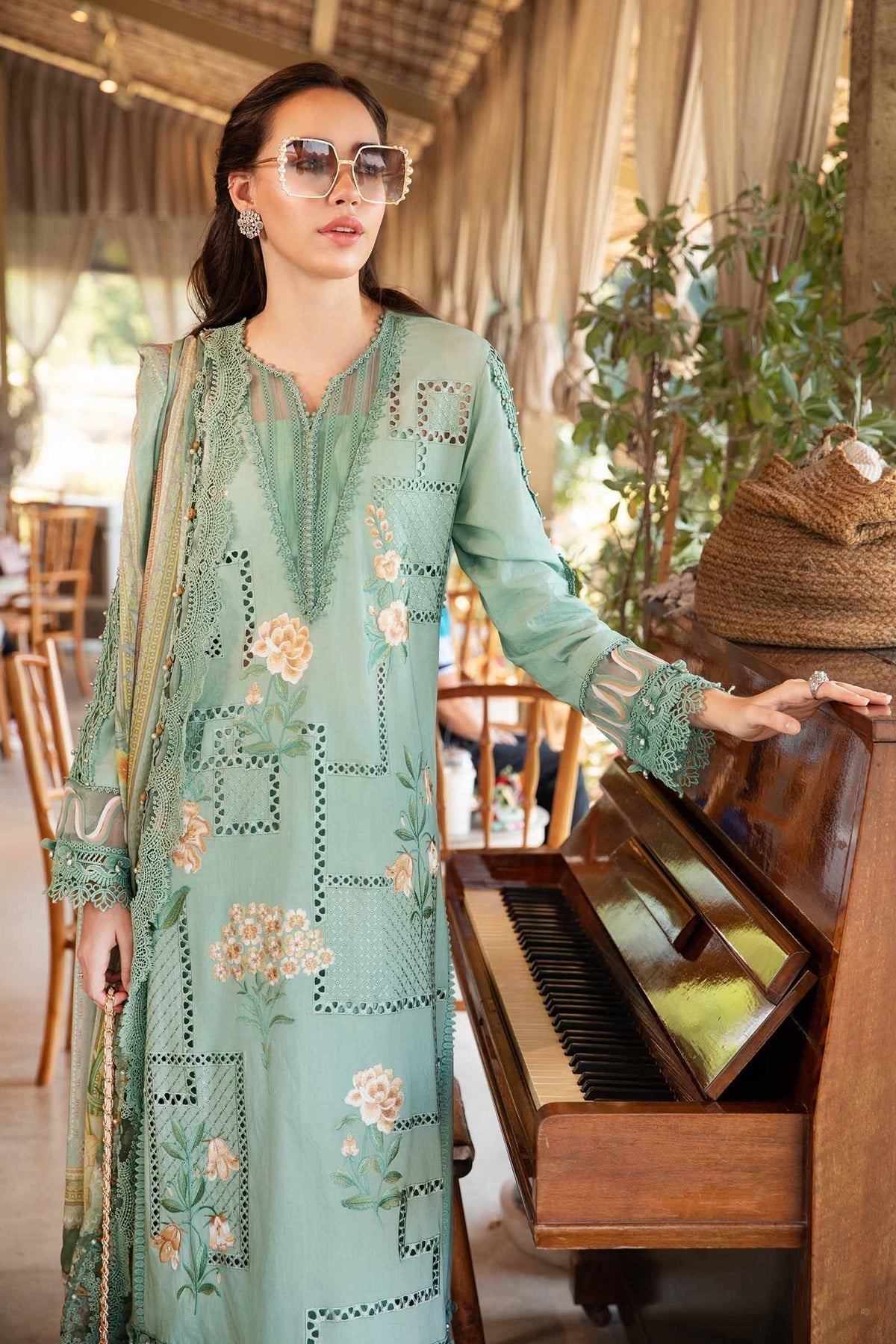 Maria B | M Prints 25 | MPT-2501-B XL Sea Green Lawn