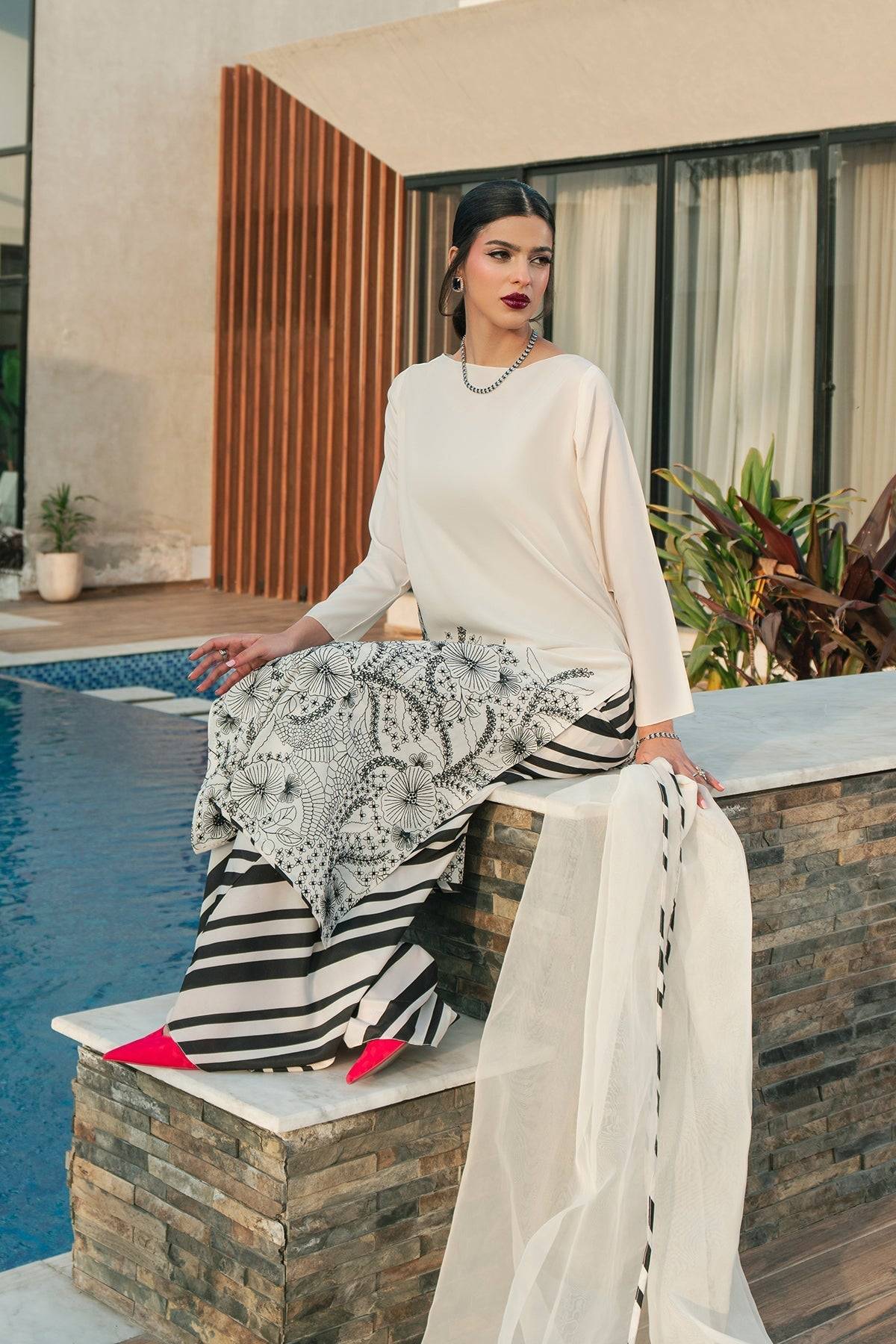 Fahad Hussayn | Lawn Banger | Monochrome Babe - Pakistani Designer Dress - by Erum Khan | Type: Ladies Clothes - 100% Original at Saira Sultan