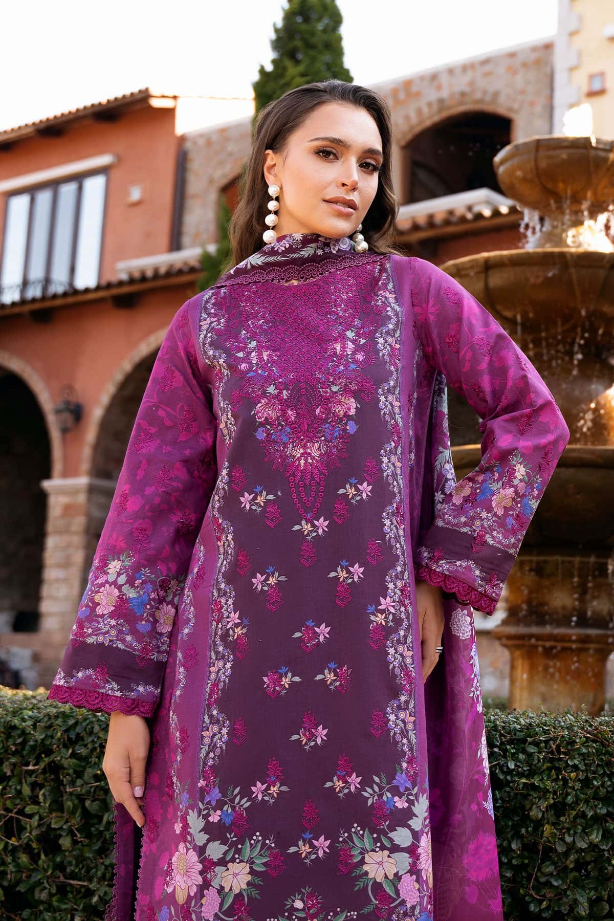 Afrozeh | Damask The Holiday Edit 25 | Eden B M Plum Lawn