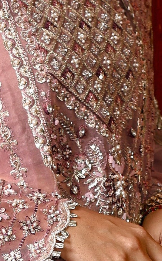 Imran Ramzan | Rubaru | Maahru - Pakistani Designer Dress - by Imran Ramzan | Type: Clothing - 100% Original at Saira Sultan