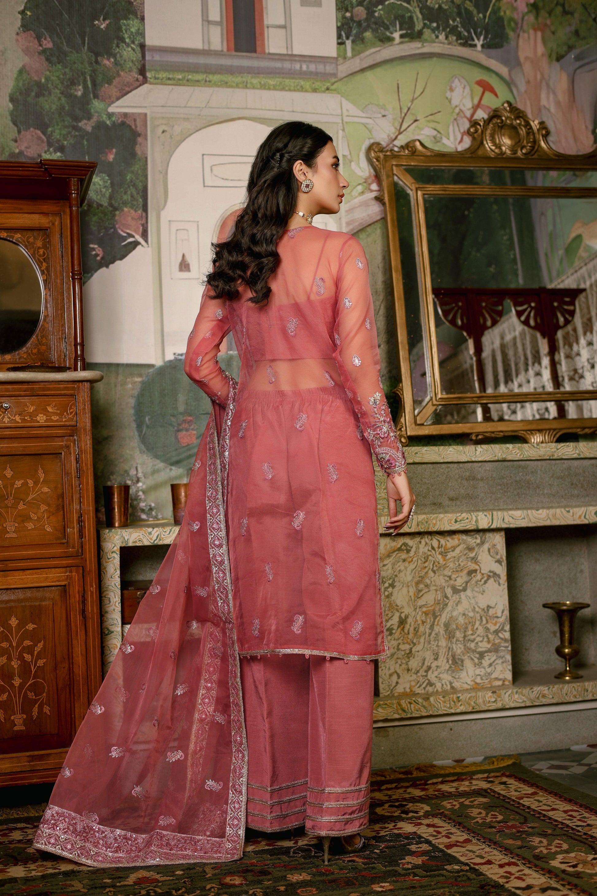 Imran Ramzan | Rubaru | Zareen - Pakistani Designer Dress - by Imran Ramzan | Type: Clothing - 100% Original at Saira Sultan