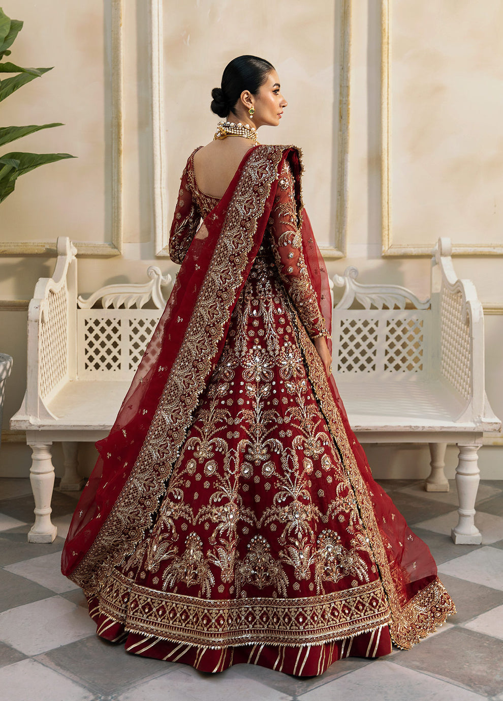Gulaal | Wedding Formals | Nawazish GL-WS-23V1-39 - Pakistani Designer Dress - by Gulaal | Type: Bridal - 100% Original at Saira Sultan