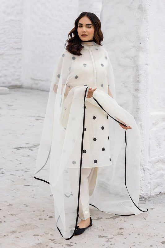 Erum Khan | Ramadan Edition | Elara XS White Cotton Karandi