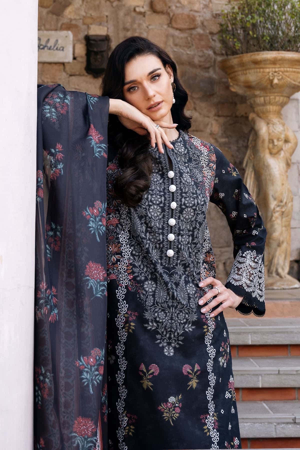 Afrozeh | Damask The Holiday Edit 25 | Anisa B L Navy Blue Lawn