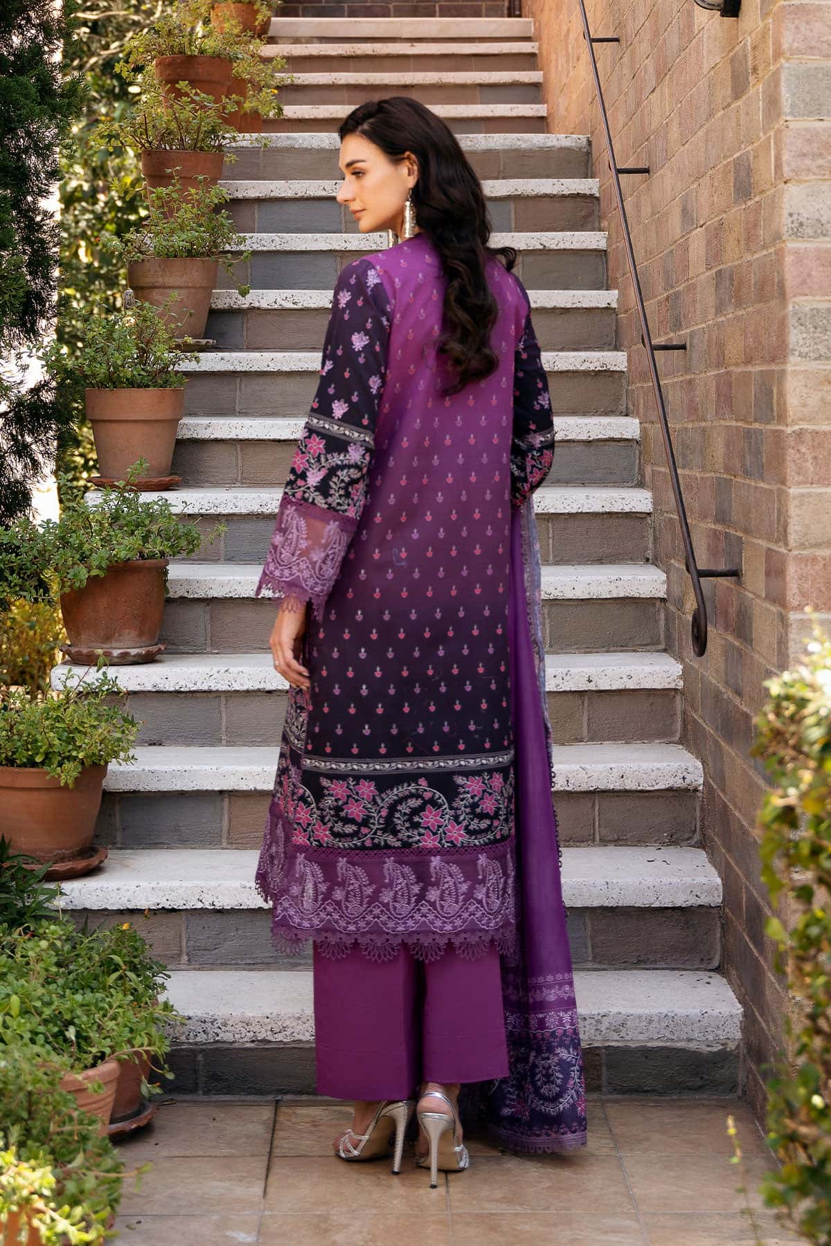 Afrozeh | Damask The Holiday Edit 25 | Azrina A S Purple Lawn