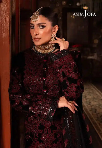 Asim Jofa | Makhmal Wedding Velvet 23 | AJMM-12 - Pakistani Designer Dress - by Asim Jofa | Type: Formal - 100% Original at Saira Sultan
