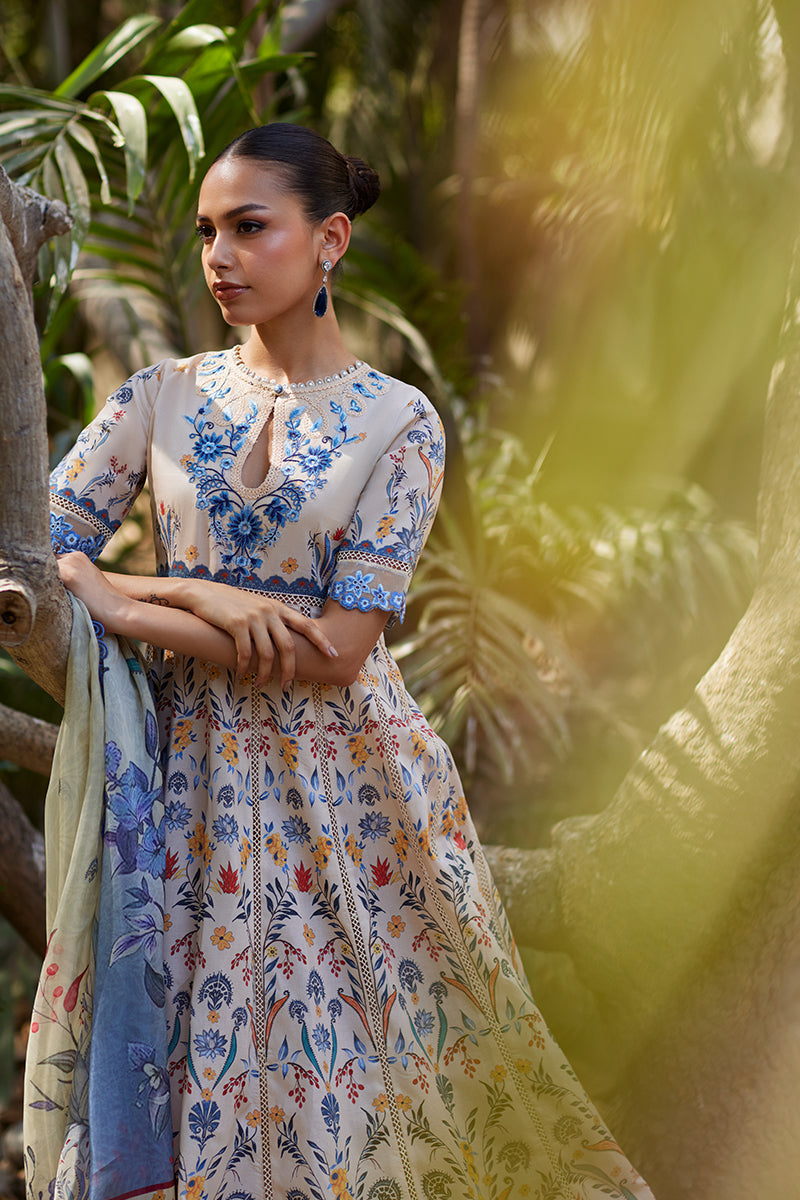 Mina Hassan | Chikankari Lawn 25 | Taara L Off White Lawn