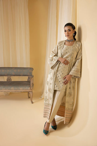 Nuriyaa | Luxe Formals | Iris