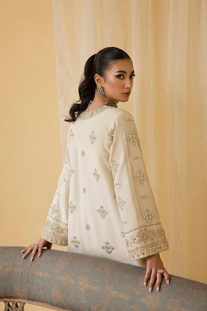 Nuriyaa | Luxe Formals | Iris