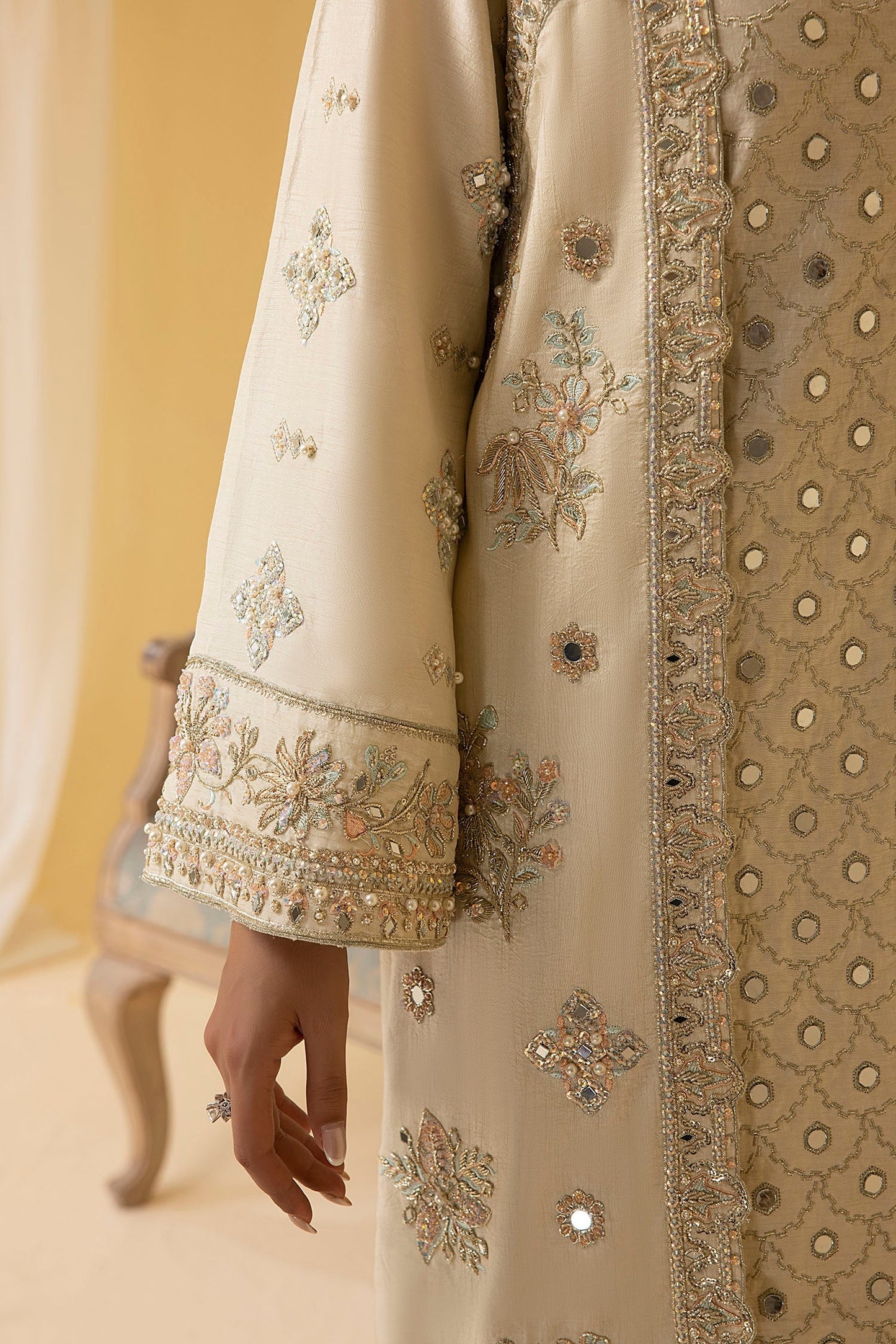 Nuriyaa | Luxe Formals | Iris