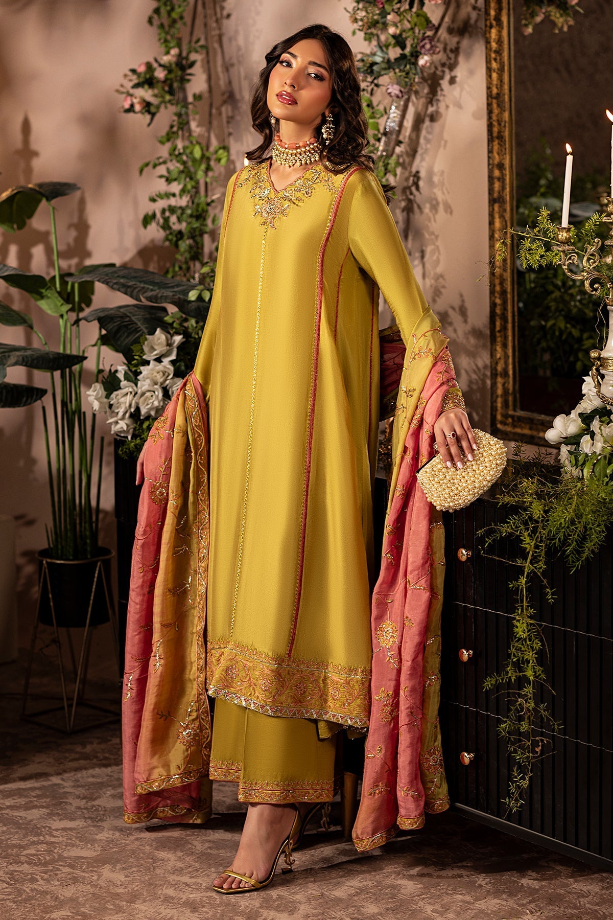 Mina Kashif | Loona Lawn 25 | Topaz L Old Gold Tussar Silk