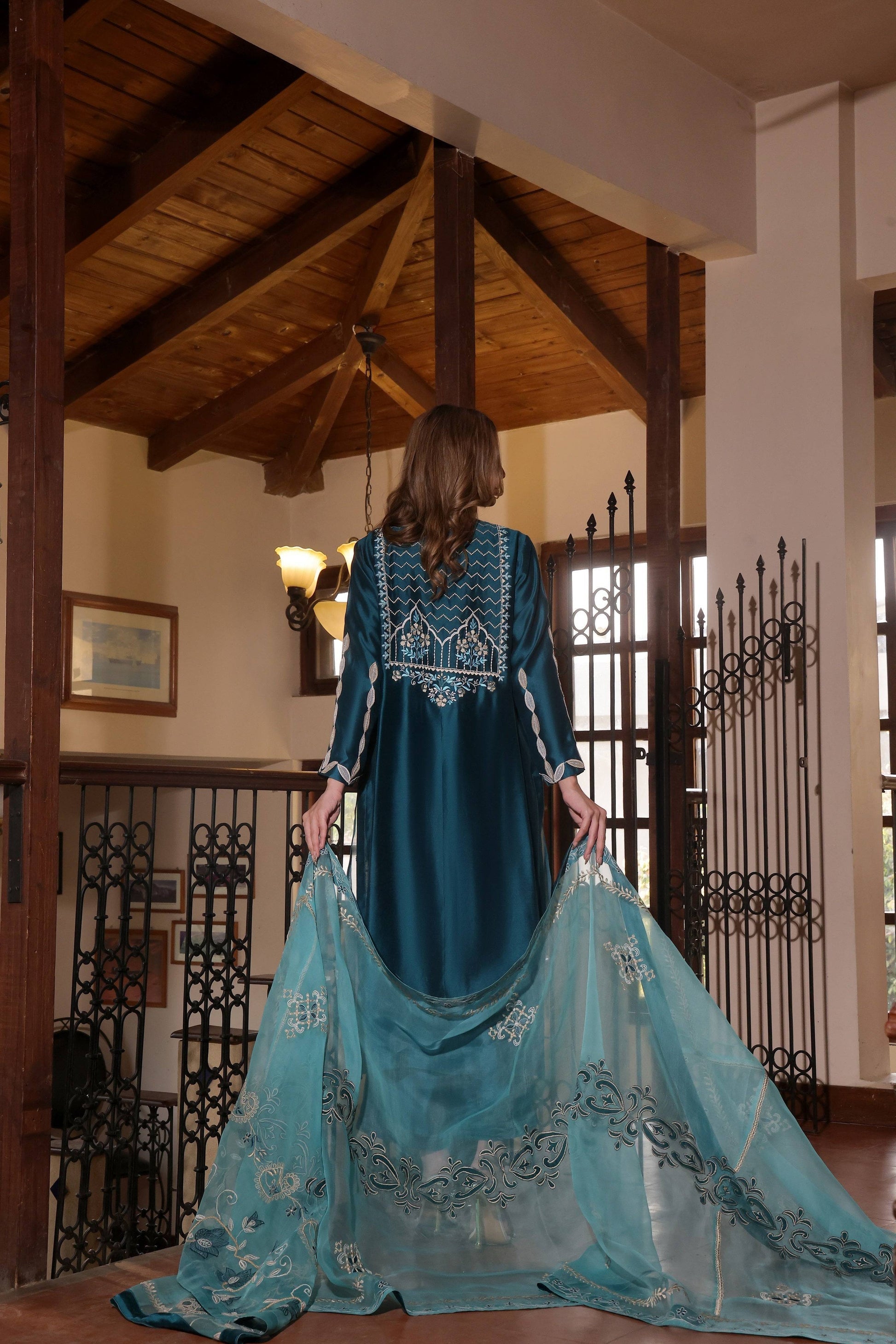 Mona Imran | Ezel Eid 25 | Jahanbano - Pakistani Designer Dress - by Mona Imran | Type: Ladies Clothes - 100% Original at Saira Sultan