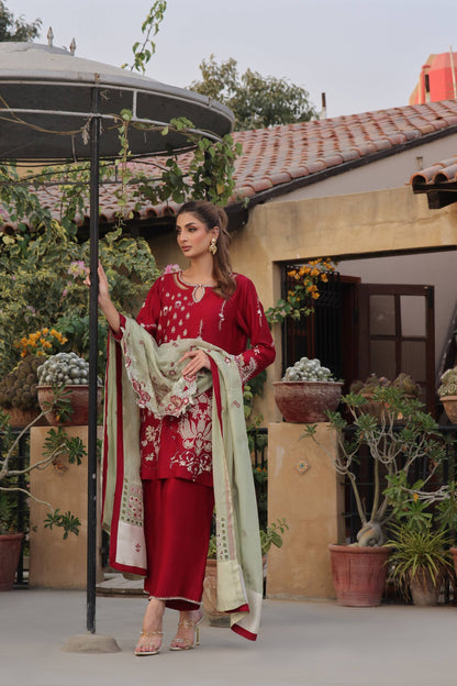 Mona Imran | Ezel Eid 25 | Claude - Pakistani Designer Dress - by Mona Imran | Type: Ladies Clothes - 100% Original at Saira Sultan