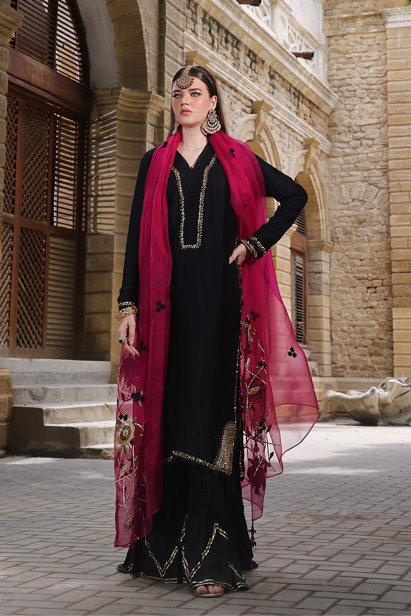 Mona Imran | Dilzaib Formals | Janan XS Black Sheesha Silk