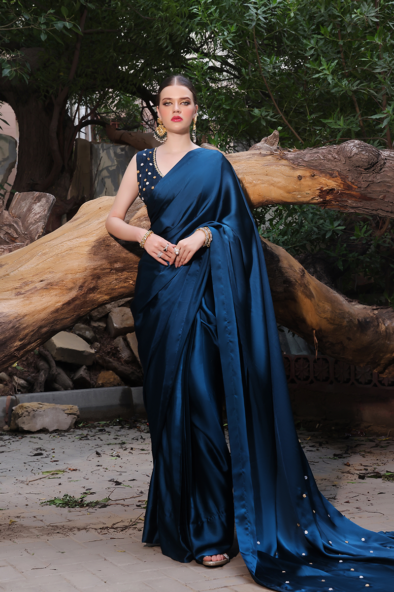 Mona Imran | Dilzaib Formals | Kashmala XS Blue Shamose Silk