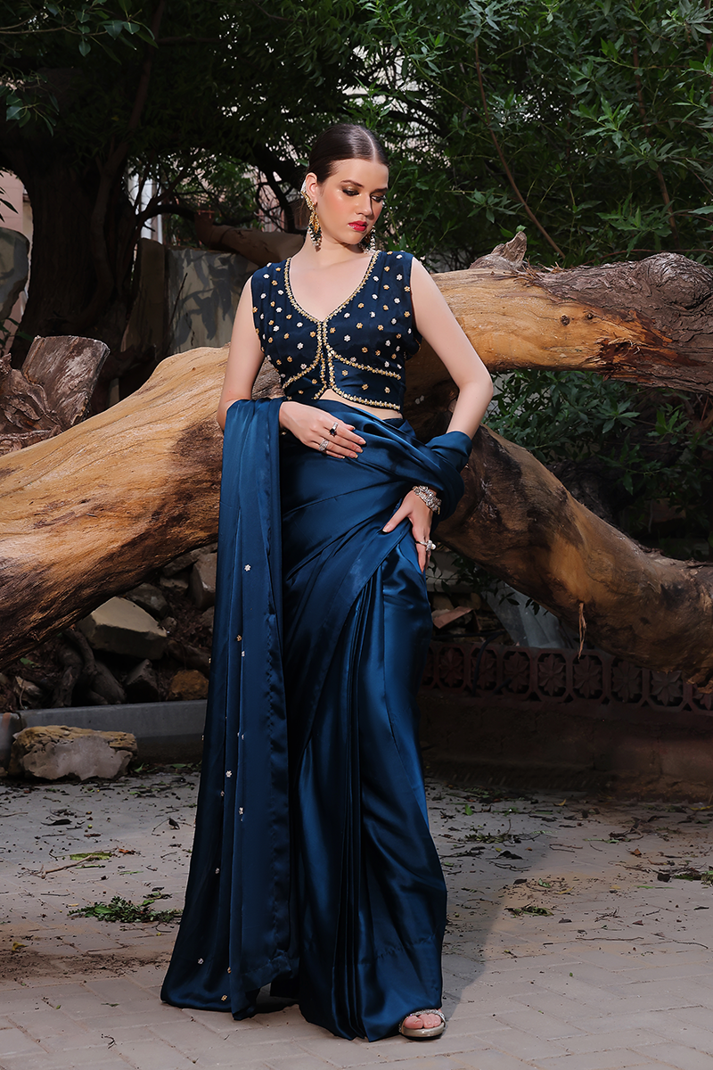 Mona Imran | Dilzaib Formals | Kashmala XL Blue Shamose Silk