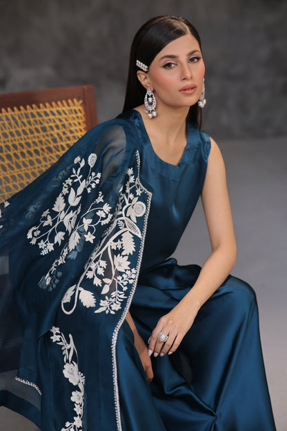Mona Imran | Ezel Eid 25 | Zayra - Pakistani Designer Dress - by Mona Imran | Type: Ladies Clothes - 100% Original at Saira Sultan