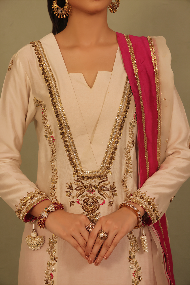 Mona Imran | Dilzaib Formals | Sahiba M Ivory Pure Sheesha Silk