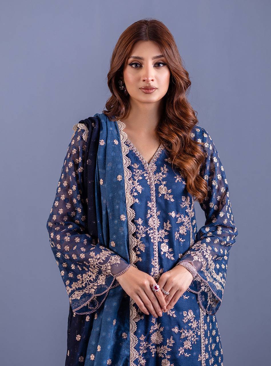 Zainab Chottani | Eid Festive Vol 1 | MAAHRU - Pakistani Designer Dress - by Zainab Chottani | Type: Luxury - 100% Original at Saira Sultan
