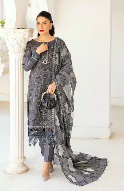 Emaan Adeel | Zimal Luxury Formals 23 | ZM 08 ZEBA - Pakistani Designer Dress - by Emaan Adeel | Type: Formal - 100% Original at Saira Sultan
